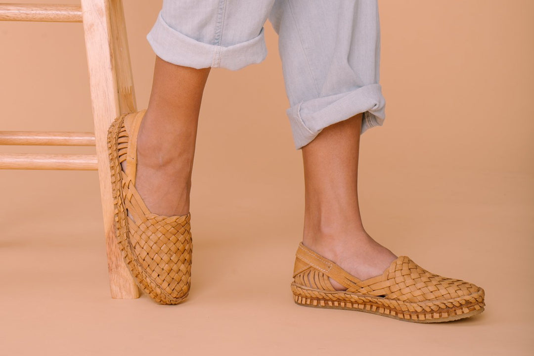 Woven Flat in Honey + No Stripes by Mohinders