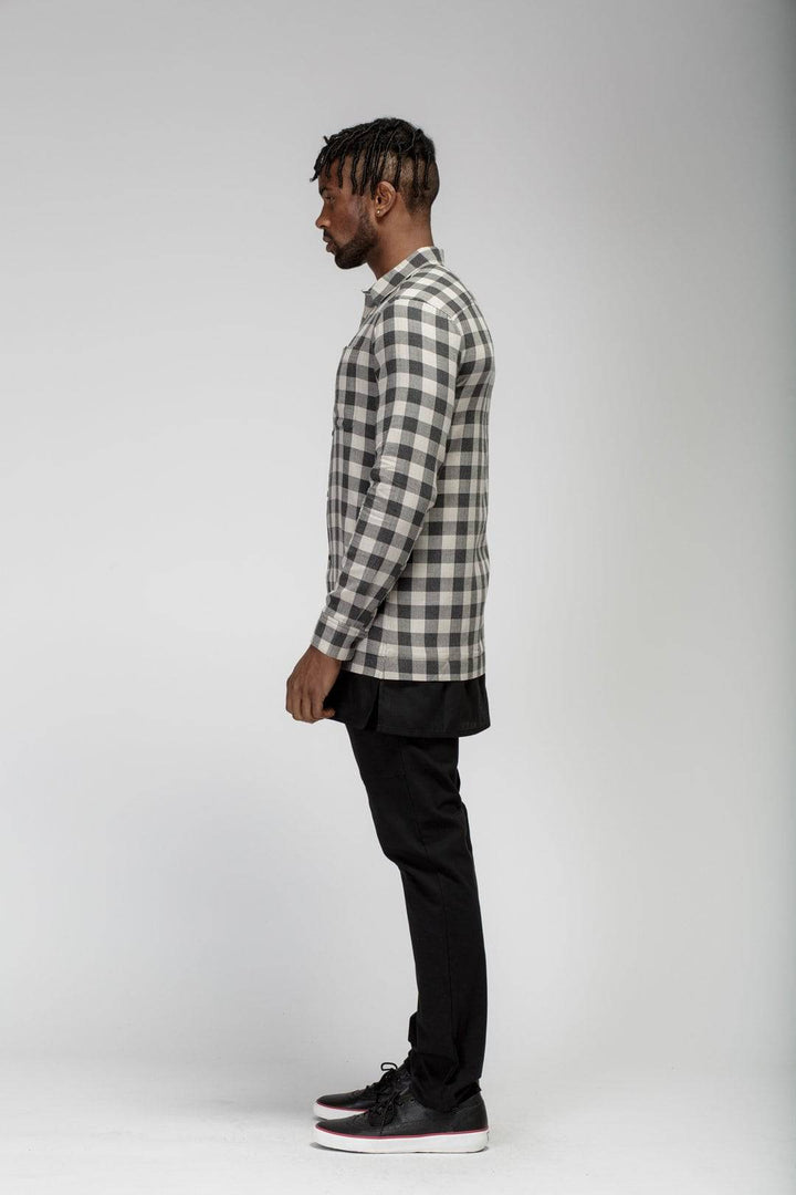 Konus Men's Longline Button up Shirt in Plaid in Charcoal by Shop at Konus