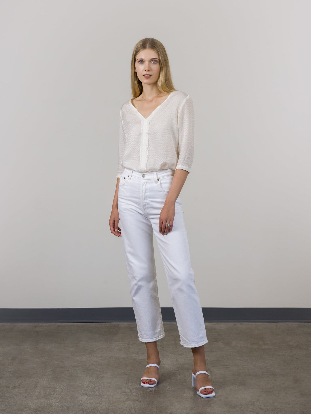 Ava V-Neck Blouse Ivory by Lenviera